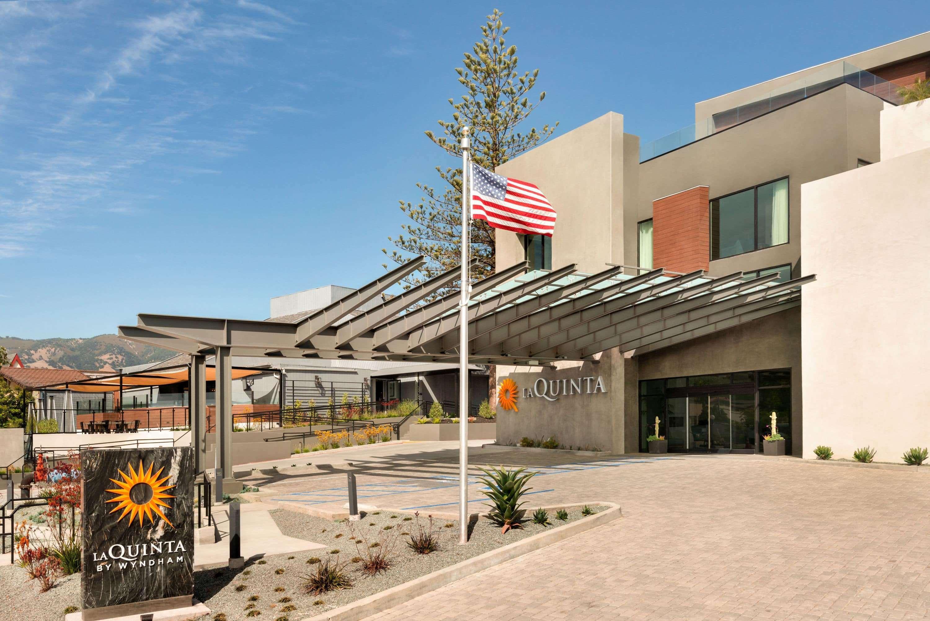 La Quinta By Wyndham San Luis Obispo Hotel Exterior photo